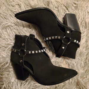 Chinese Laundry Booties